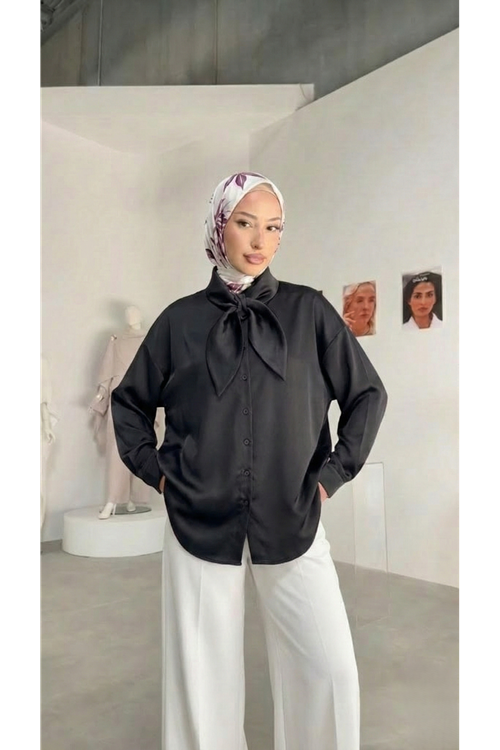 Yaka Detay Saten Tunik-Siyah