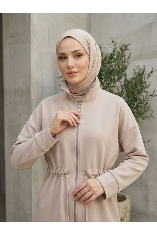 Kadın Fermuarlı Dik Yaka Bel Büzgülü Rahat Kesim İkili Takım -Bej